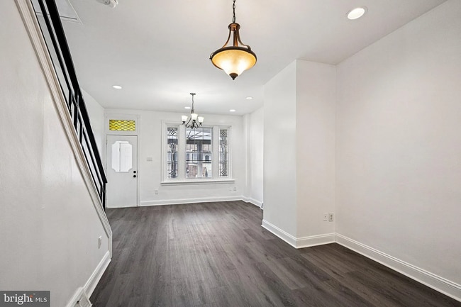 Photo - Modern 3-Bedroom Home Near University City...