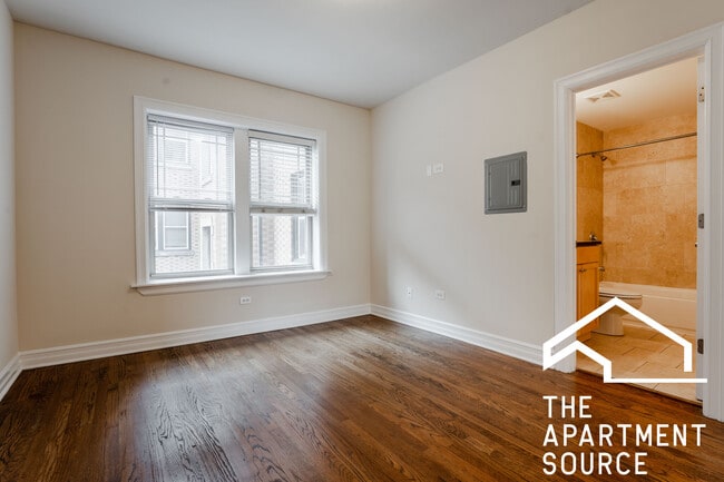 Photo - 3814 N Sheffield Ave Unit 2W