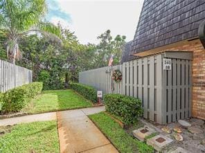 Photo - 340 S Waverly Pl