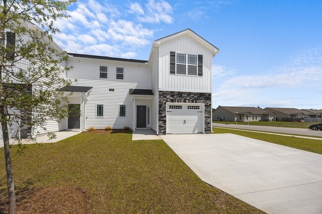 Photo - 4400 Laurel Ridge Dr