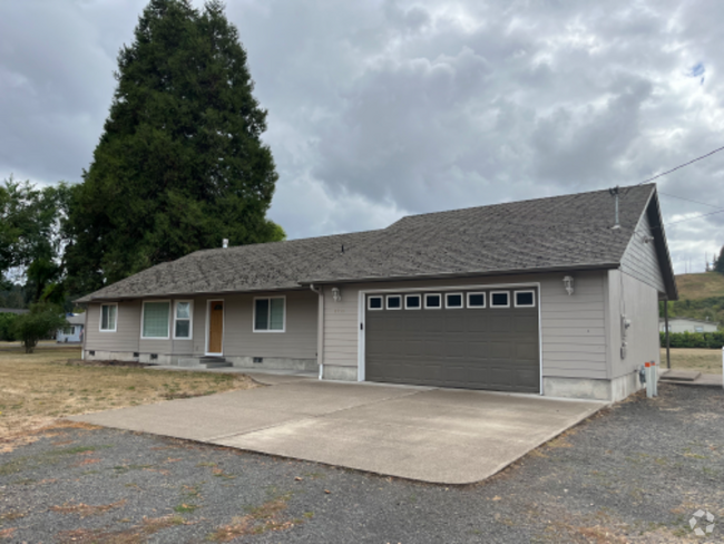 Building Photo - 4950 S Santiam Hwy Rental