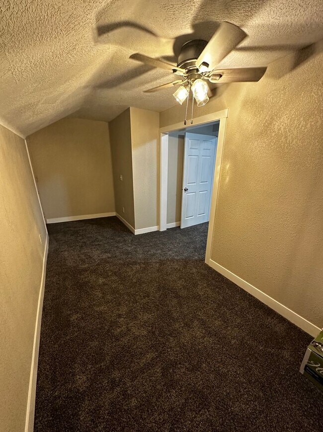 Photo - 513 22nd St Unit 513 1/2