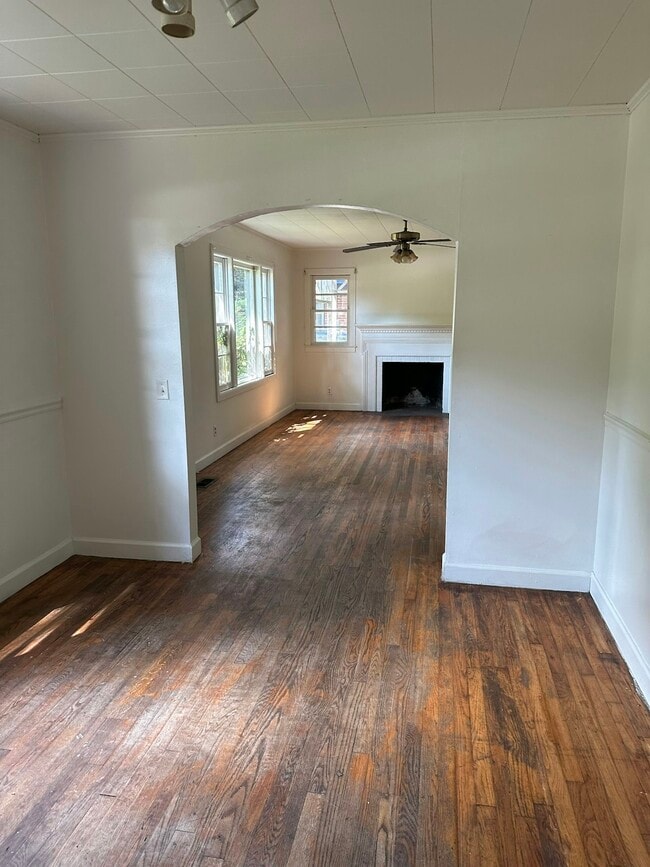 Photo - 2501 Redwood St