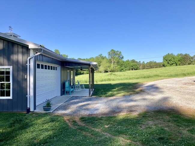 Photo - 134 Big Pine Rd