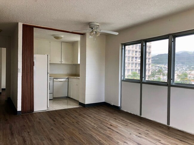 Photo - Pet Friendly Ala Wai Cove - 1BR/1BA/1PK