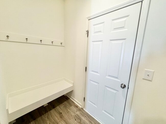 Photo - 3 br paired home with loft, minutes from I-77 I-40