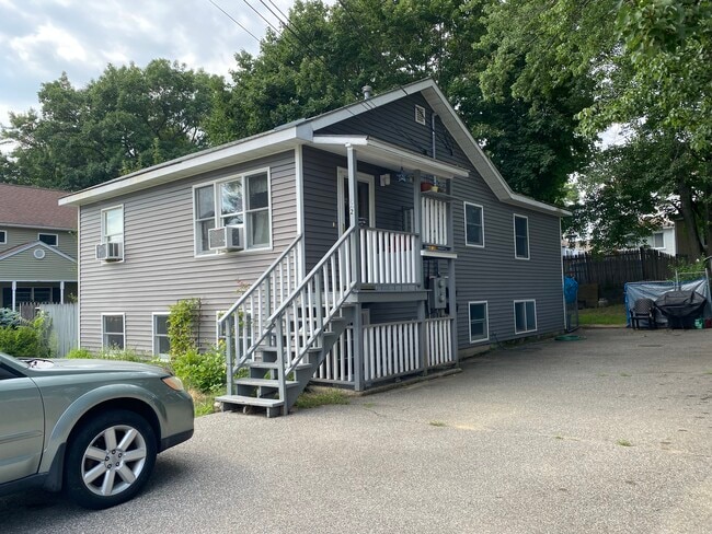 54 Manning St Unit 2