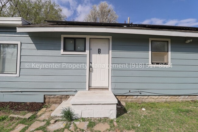 Photo - 732 N Victor Ave Unit B