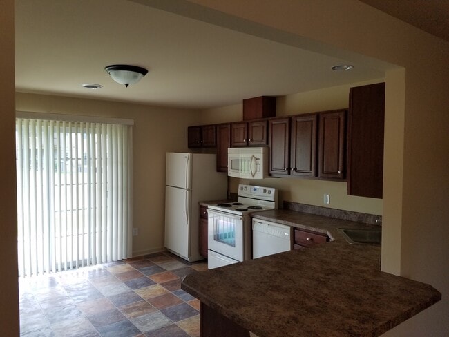 3157 Carman Rd Unit 15