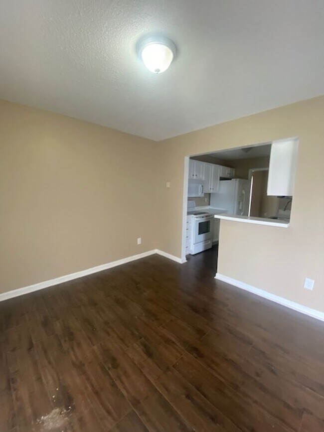 Photo - 6227 Crest Green Rd