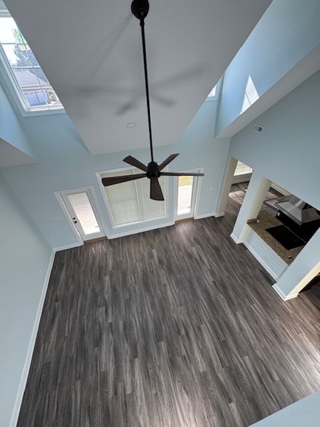 102 Windyfield Dr
