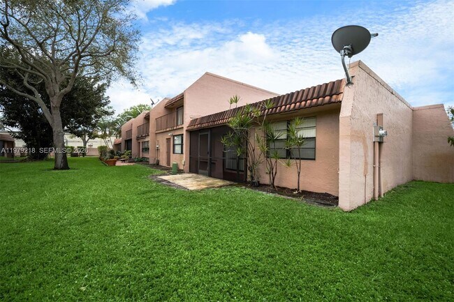 Photo - 35 Cortez Way Unit 1-43