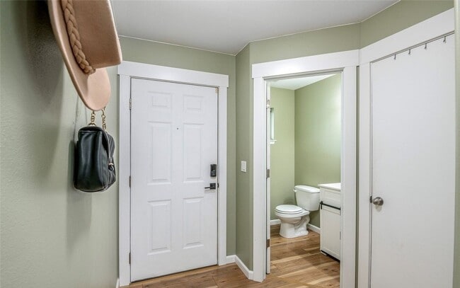 Photo - Large 3 bedroom pet friendly home at a gre...