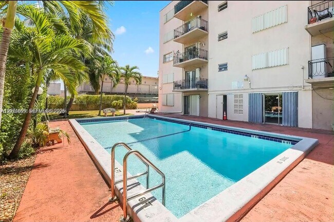 Photo - 3640 NW 9th St Unidad 407