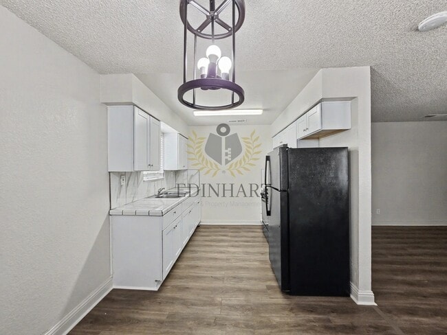 Photo - 3948 E Woodward Ave