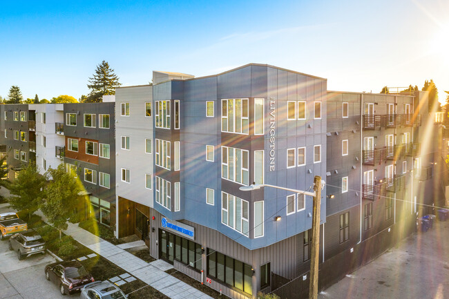 Building Photo - Livingstone Rental