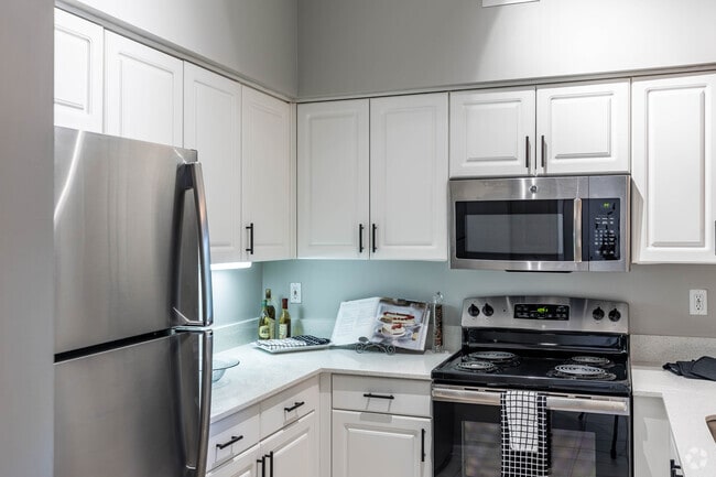 2 BR, 2 BA - Fairway Vista