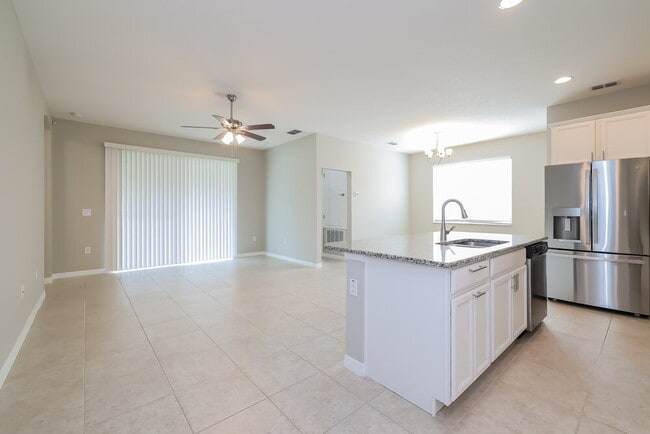 Photo - 1392 Merion Dr
