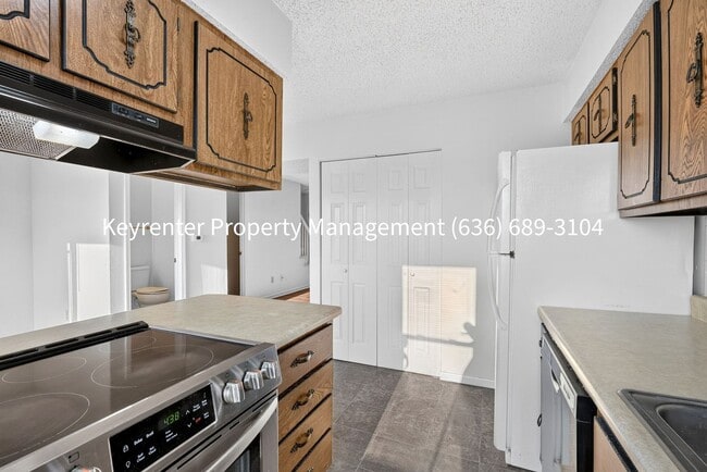 Photo - Charming 2-Bedroom Condo Available for Rent in Saint Peters!