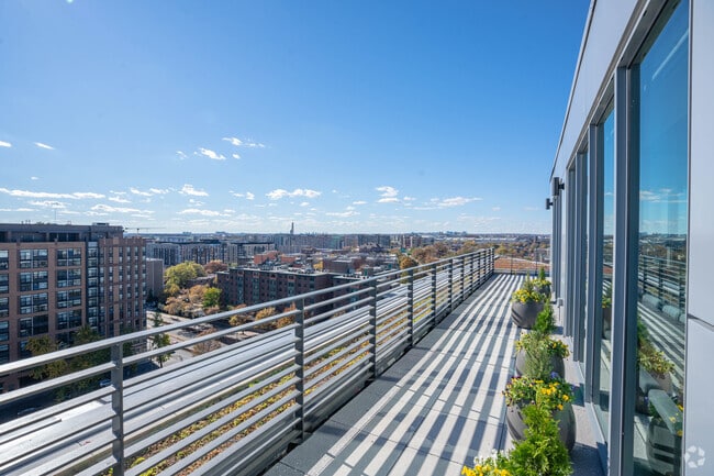 Rooftop Clubroom