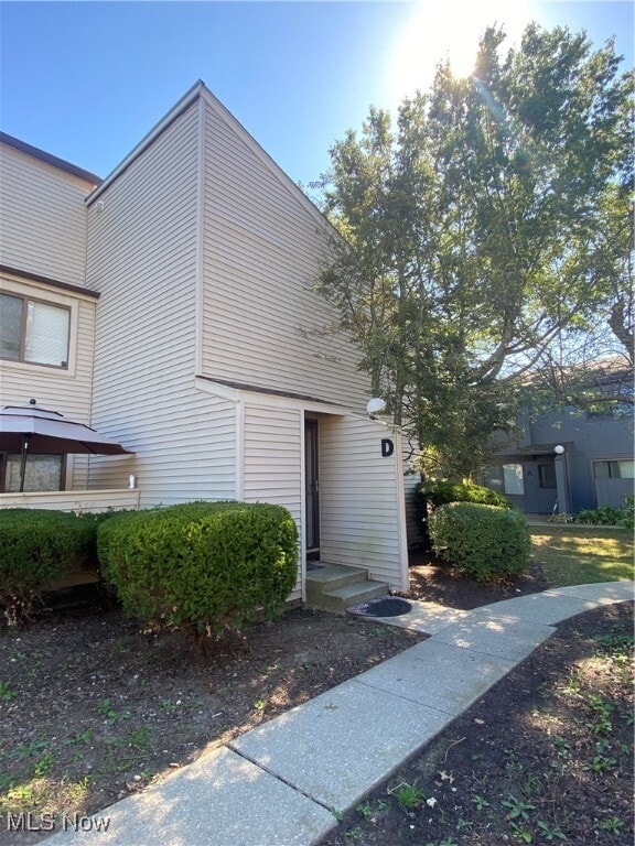 Building Photo - 1480 Cedarwood Dr Unit #21D