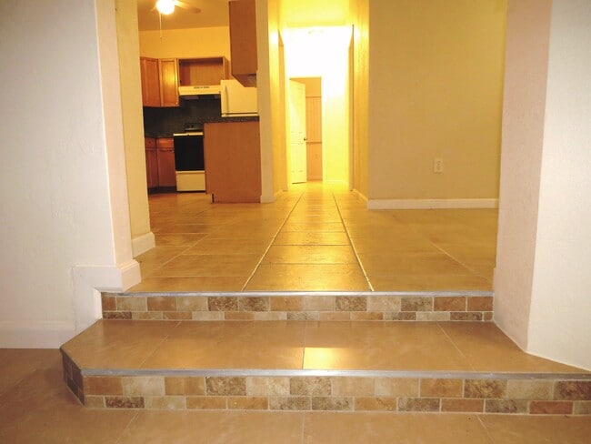 Photo - 15-1414 24th Ave