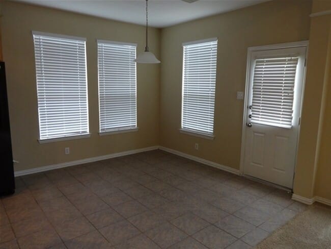 Photo - 2610 Dawn River Ln