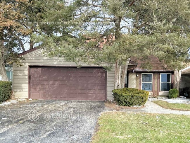 Building Photo - 2218 Jasmine Dr