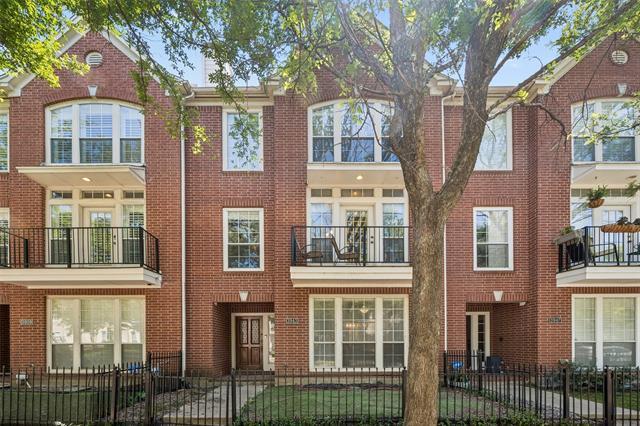 Building Photo - 3943 N Hall St