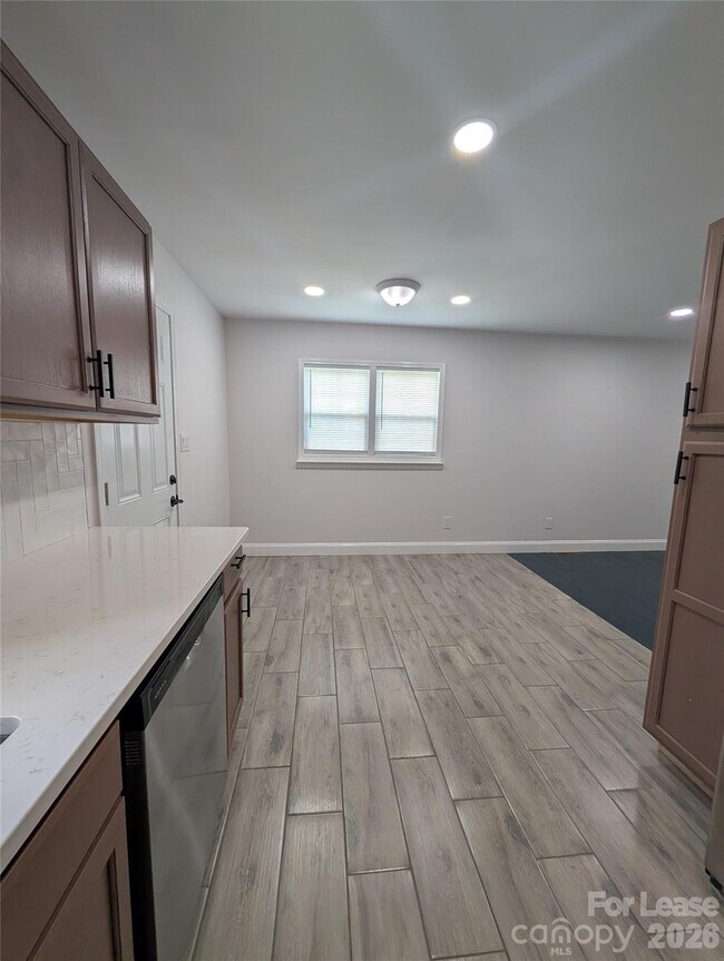 Photo - 2800 Dalecrest Dr
