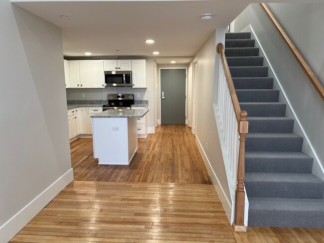 Photo - 34 St Joseph St Unidad 36