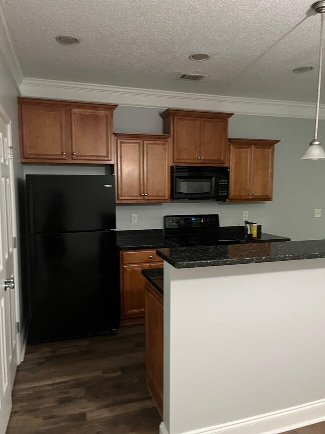 Photo - 2731 Halligan Point