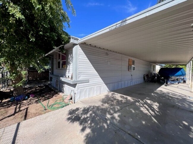 2BR Mobile Unfurnished recent remodel/Refr... - 2BR Mobile Unfurnished recent remodel/Refr...