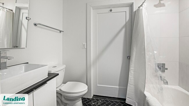 Photo - 3743 12th St NE Unidad 6