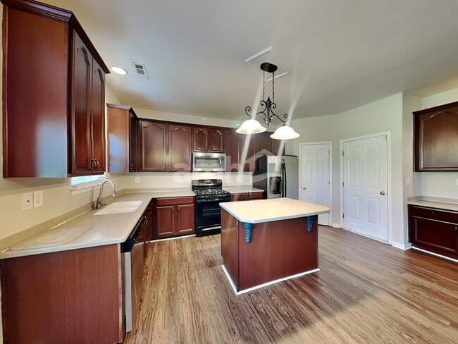 Photo - 5716 Parkstone Drive