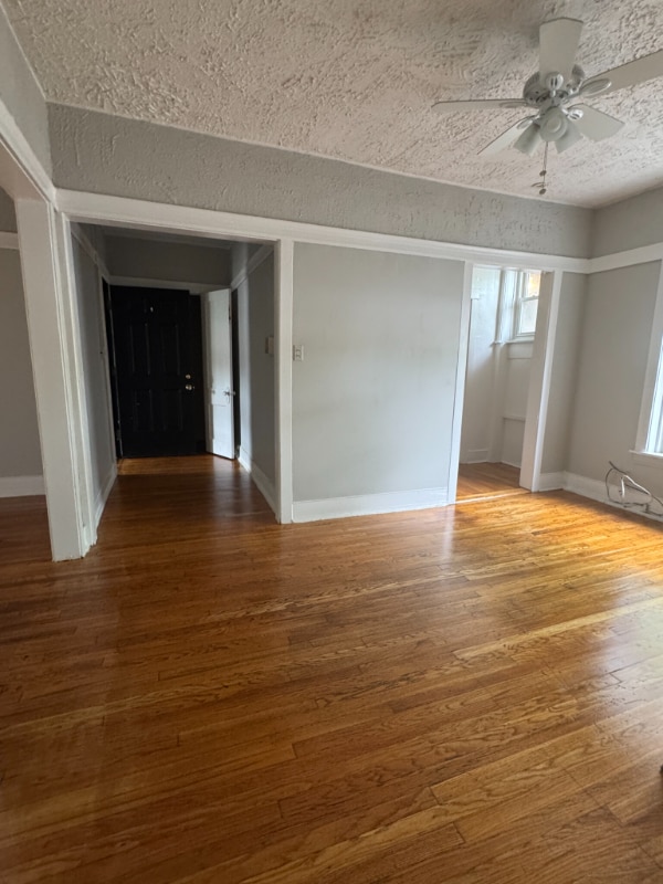 Photo - 6540 N Lakewood Ave Unidad 2