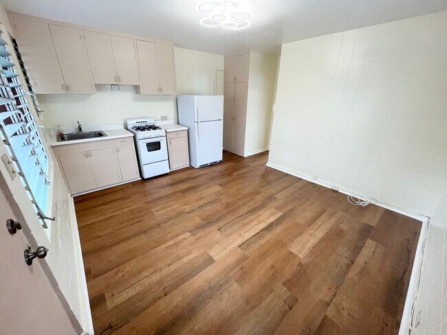 Photo - 1132 Kamaile St Unit D