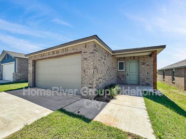 Photo - 9701 Stallion Dr House