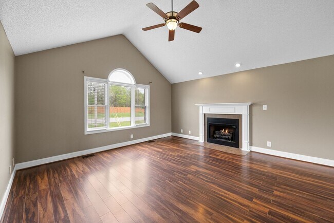 Photo - Pet-Friendly 3BR Home w/ 3-Car Garage, Fir...