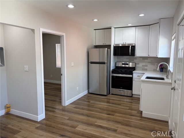 12621 Izetta Ave