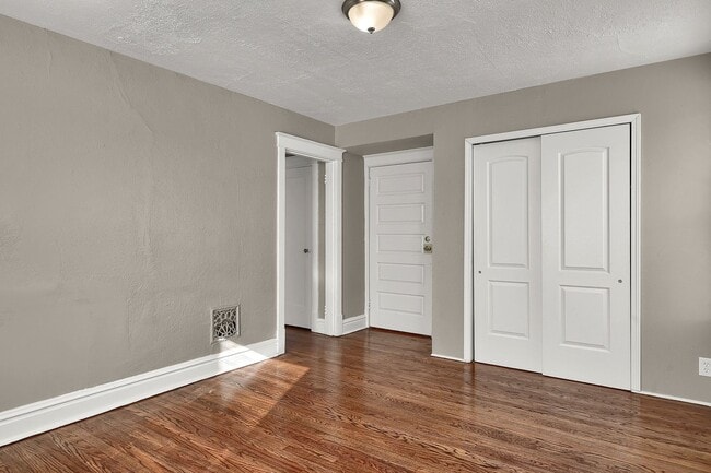 Photo - Dear Elenore, I'm Writing in Hopes You Lov... Unit 2S-610