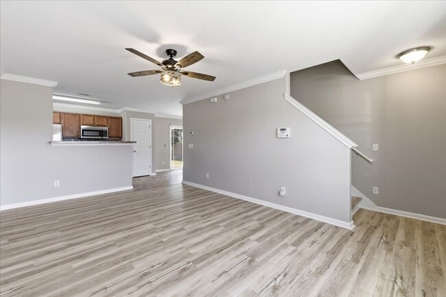 Photo - Beautiful 3BR Home in Lakeshore – Private Yard – Prime Port Wentworth Location