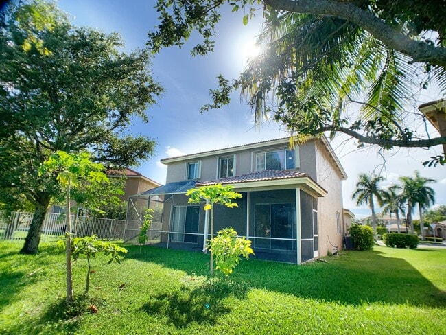 Photo - 5152 Woodfield Way