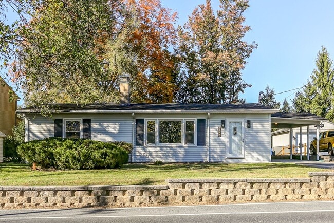 Building Photo - 3 Bedroom home in Silver Spring Twp.