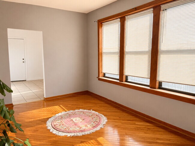 Photo - 1731 W North Shore Ave Unit 3