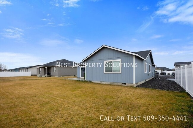 Photo - 935 E Mt. Adams St