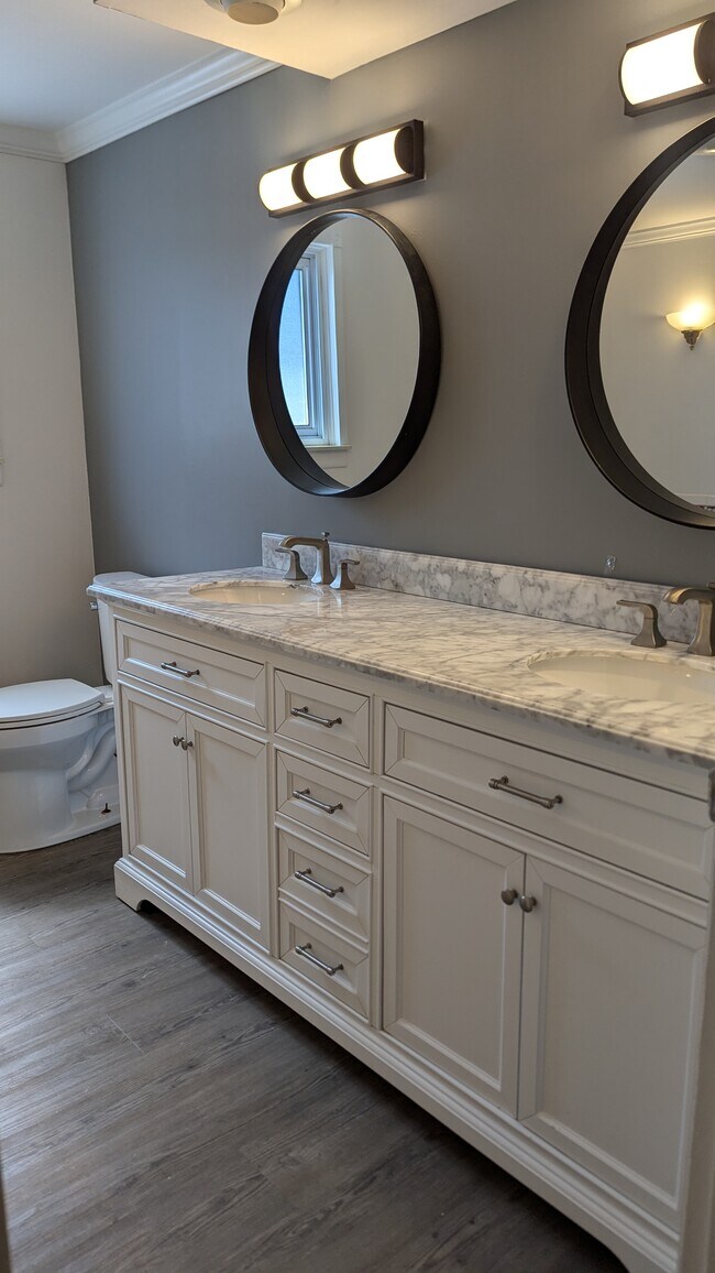 Photo - 6787 Brookshire Dr