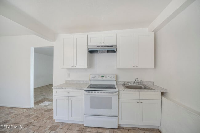 Photo - 2629 Wheeling Ave