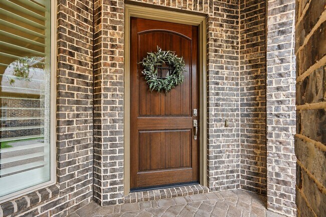 Photo - 111 N Bimini Twist Cir