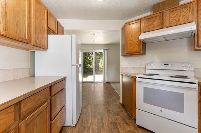 Photo - 3947 SE 24th Terrace